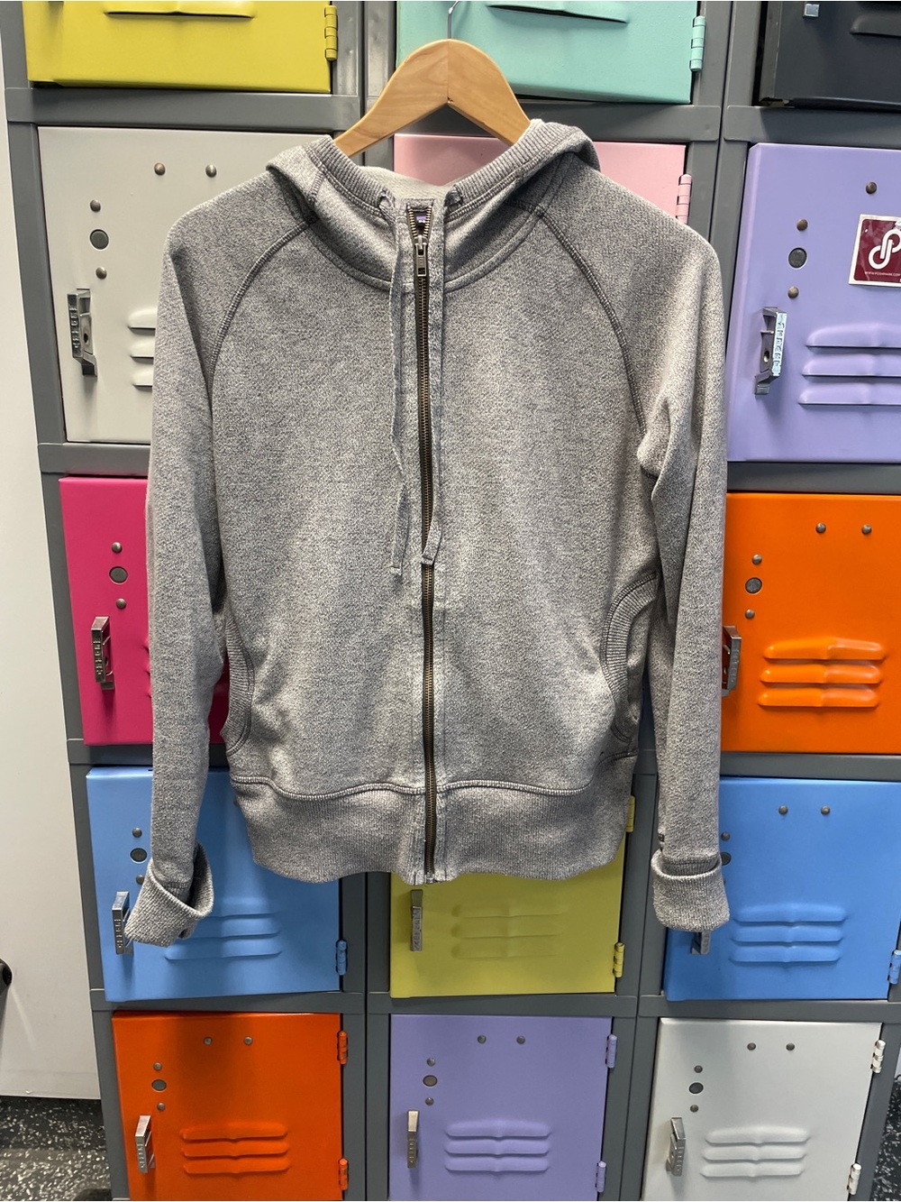 Patagonia Gray Zip-Up Hoodie with Hood and Pockets, L